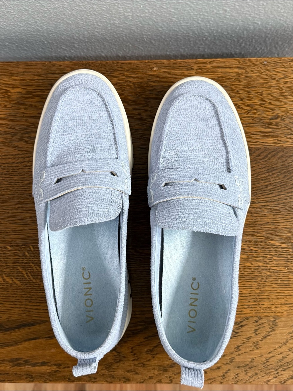 Vionic Uptown Suede Penny Loafer Light Blue Size 7.5 Slip On Travel Comfort